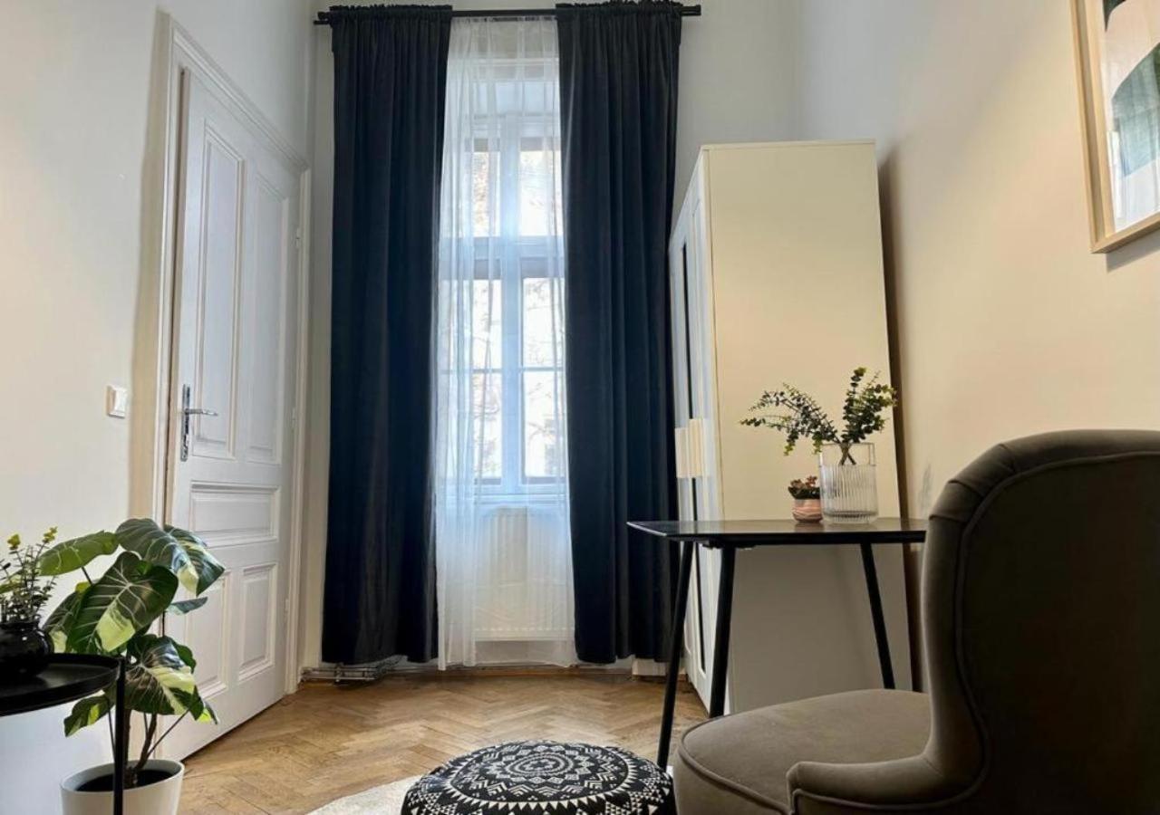Separate Bedroom - Near Schoenbrunn 维也纳 外观 照片